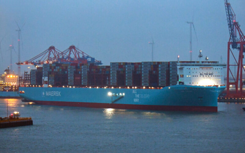 Maersk’s methanol-enabled boxship calls at Hamburg