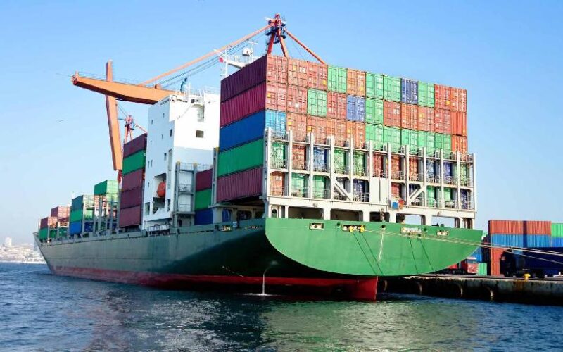 Yang Ming acquires three Japanese methanol dual-fuel ships