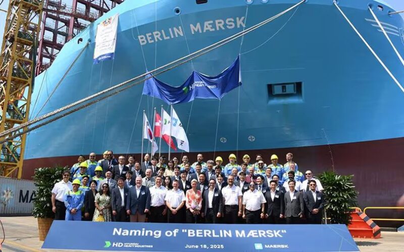 Maersk names 14th dual-fuel methanol container vessel