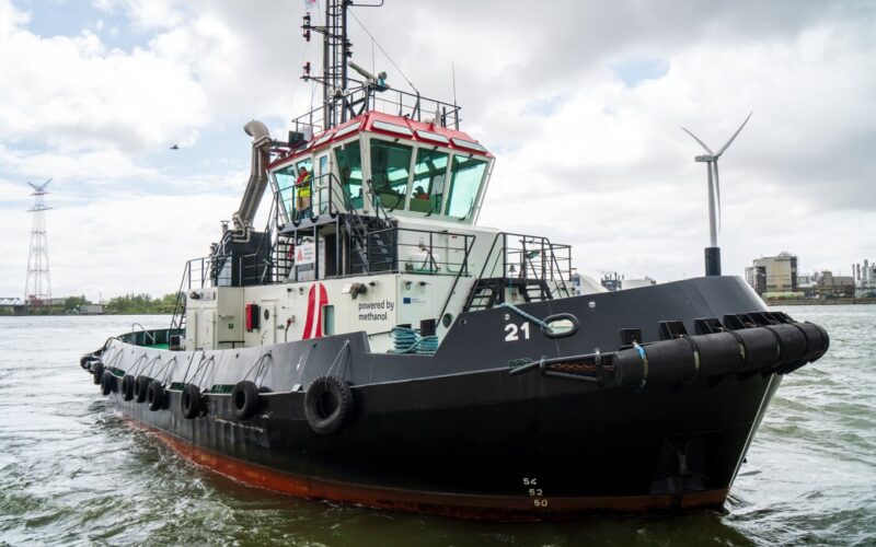 Port of Antwerp-Bruges introduces world’s first methanol-powered tugboat Port of Antwerp-Bruges introduces world’s first methanol-powered tugboat