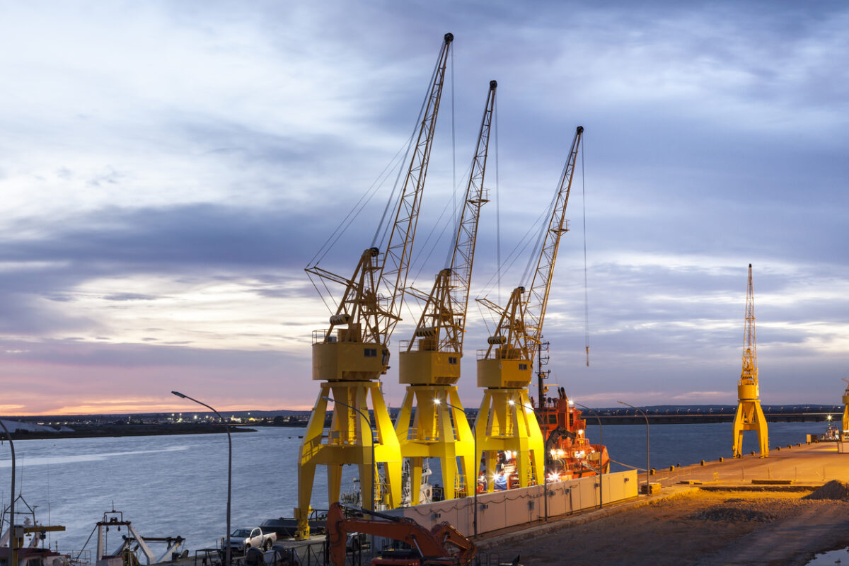 韦尔瓦港通过绿色通道推动脱碳进程
